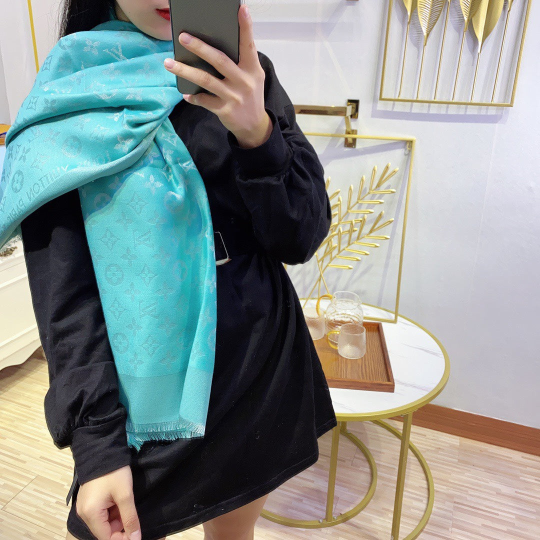 China Replica LV Scarf 20usd Only