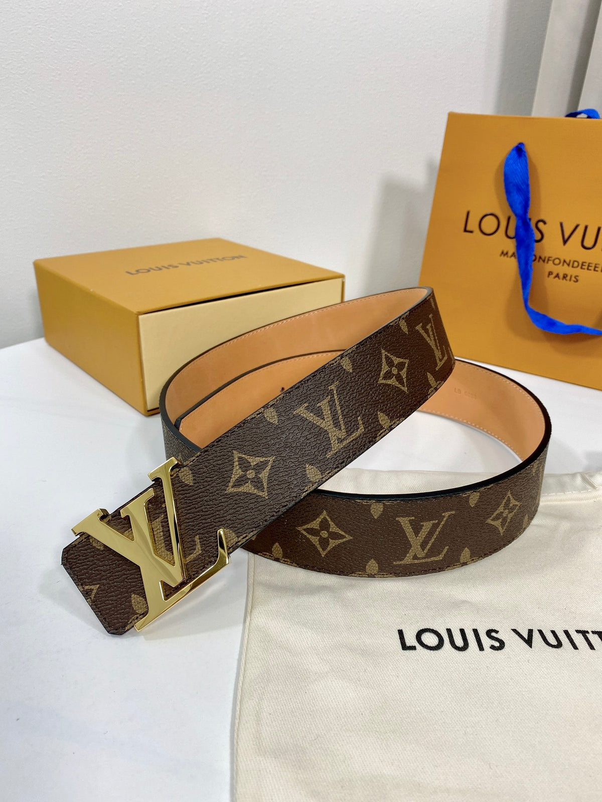 China Replica LV Belts 42usd Only