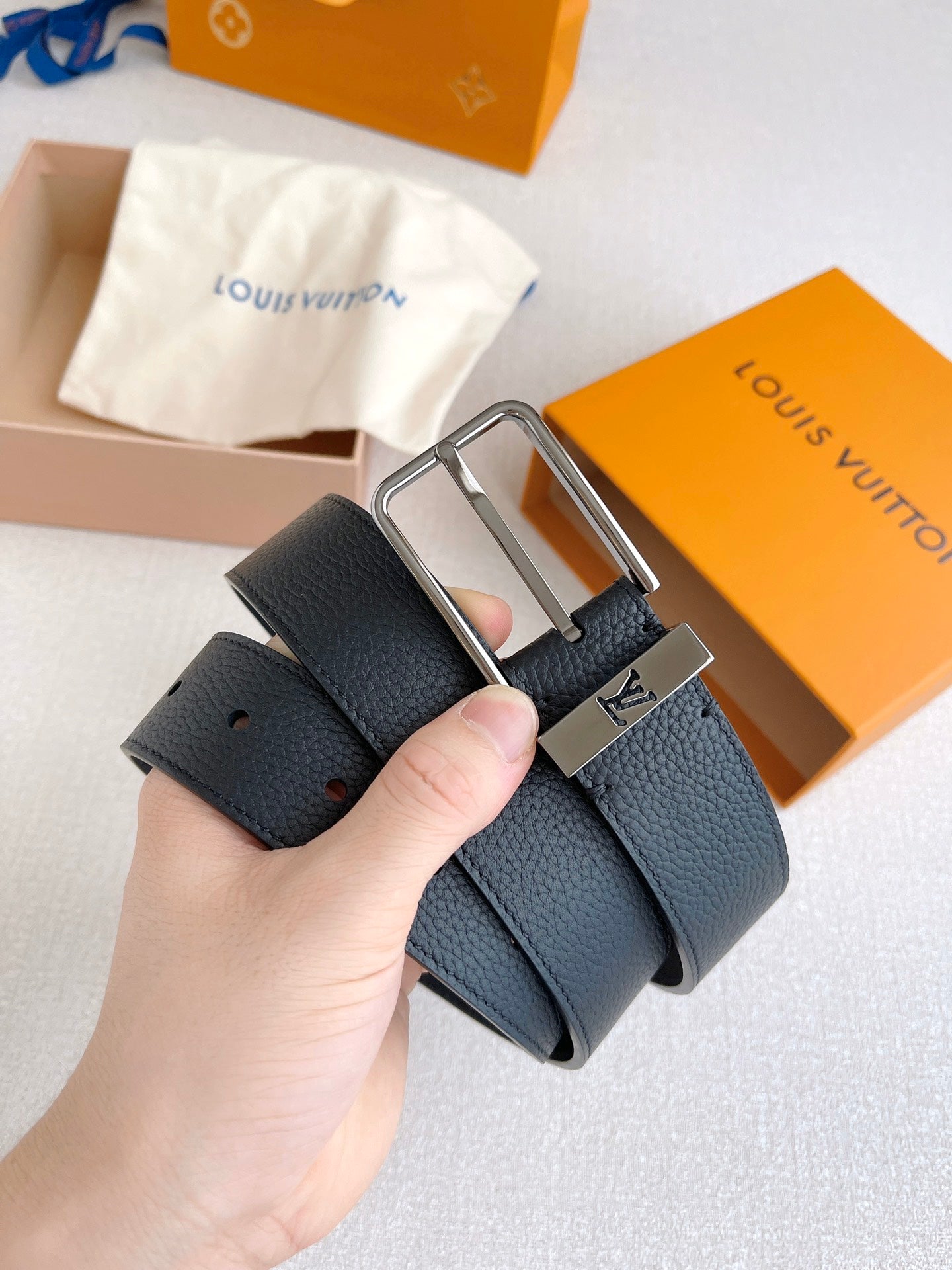 China Replica LV Belts 49usd Only