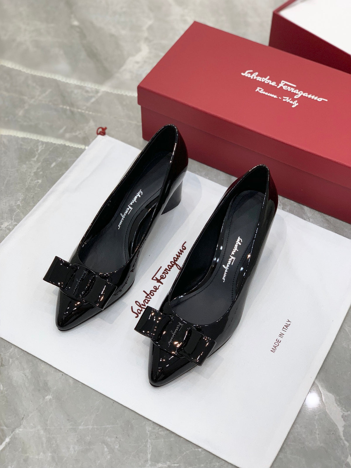 China Replica Ferragamo Women Shoes 105usd Only