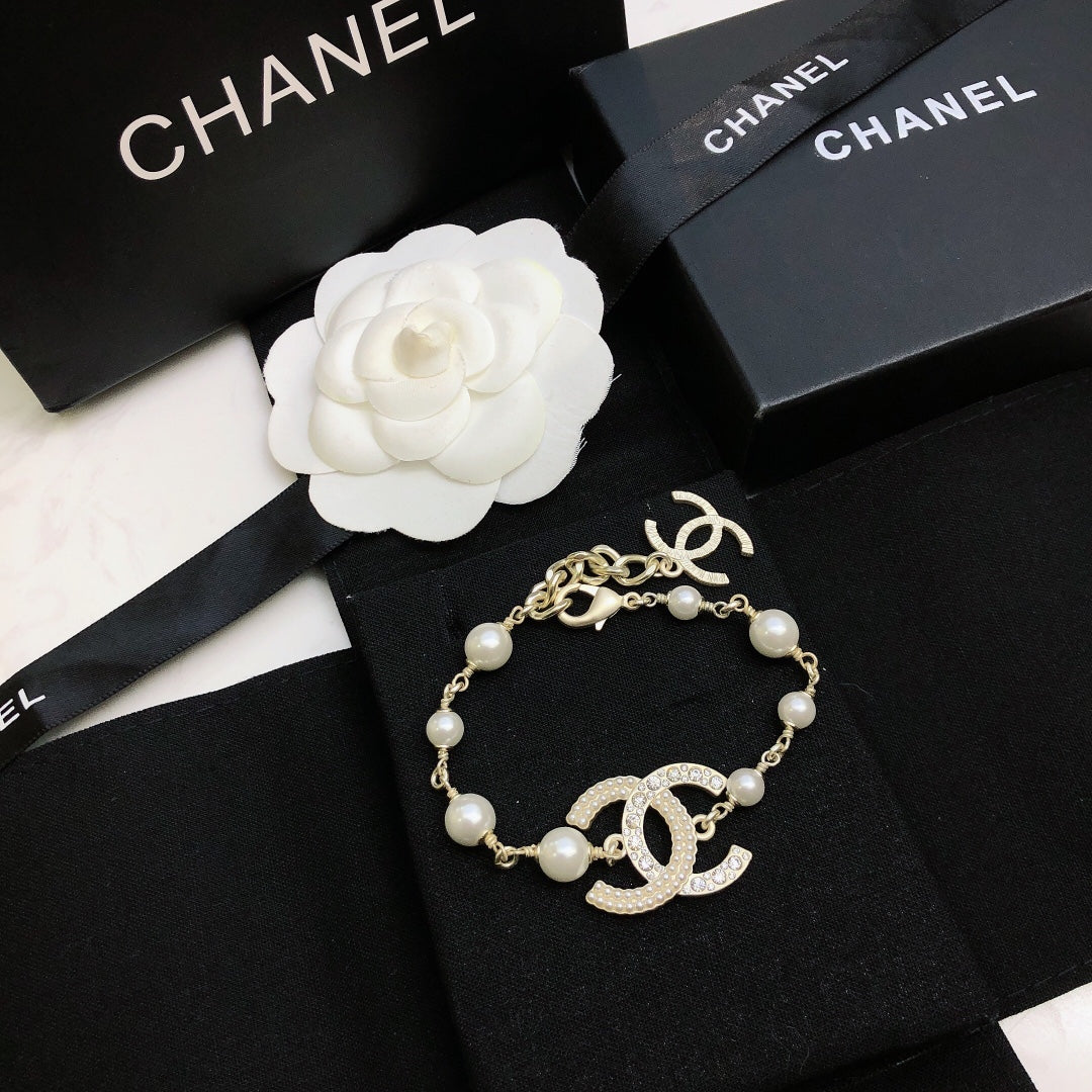 China Replica Chanel Bracelets 30usd Only