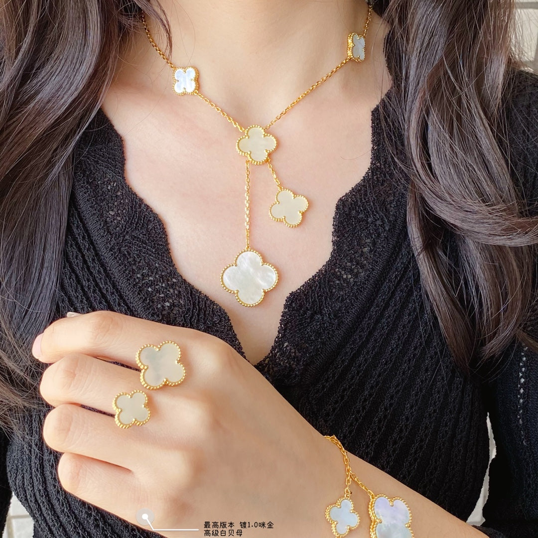 China Replica Van Cleef Arpels Necklaces 171usd Only