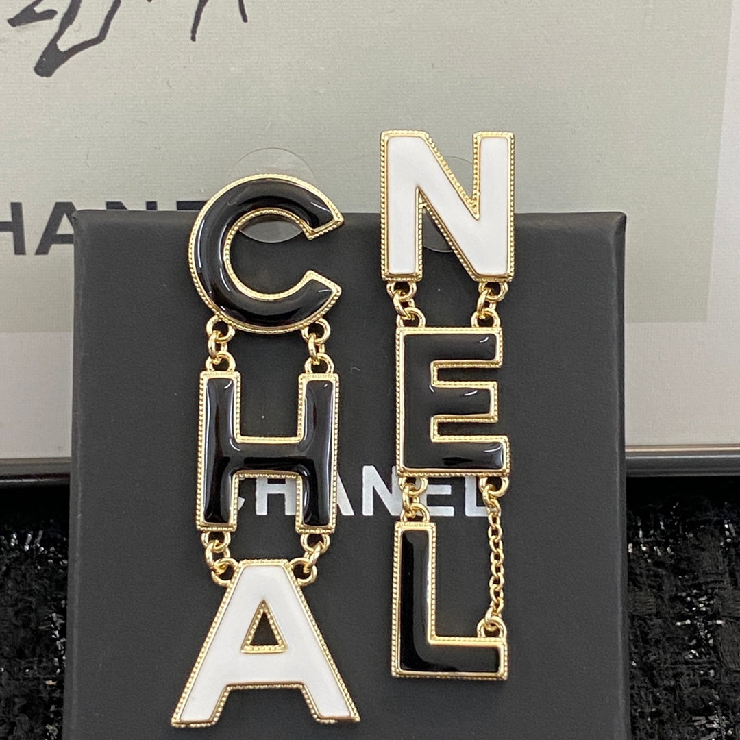 China Replica Chanel Earrings 38usd Only