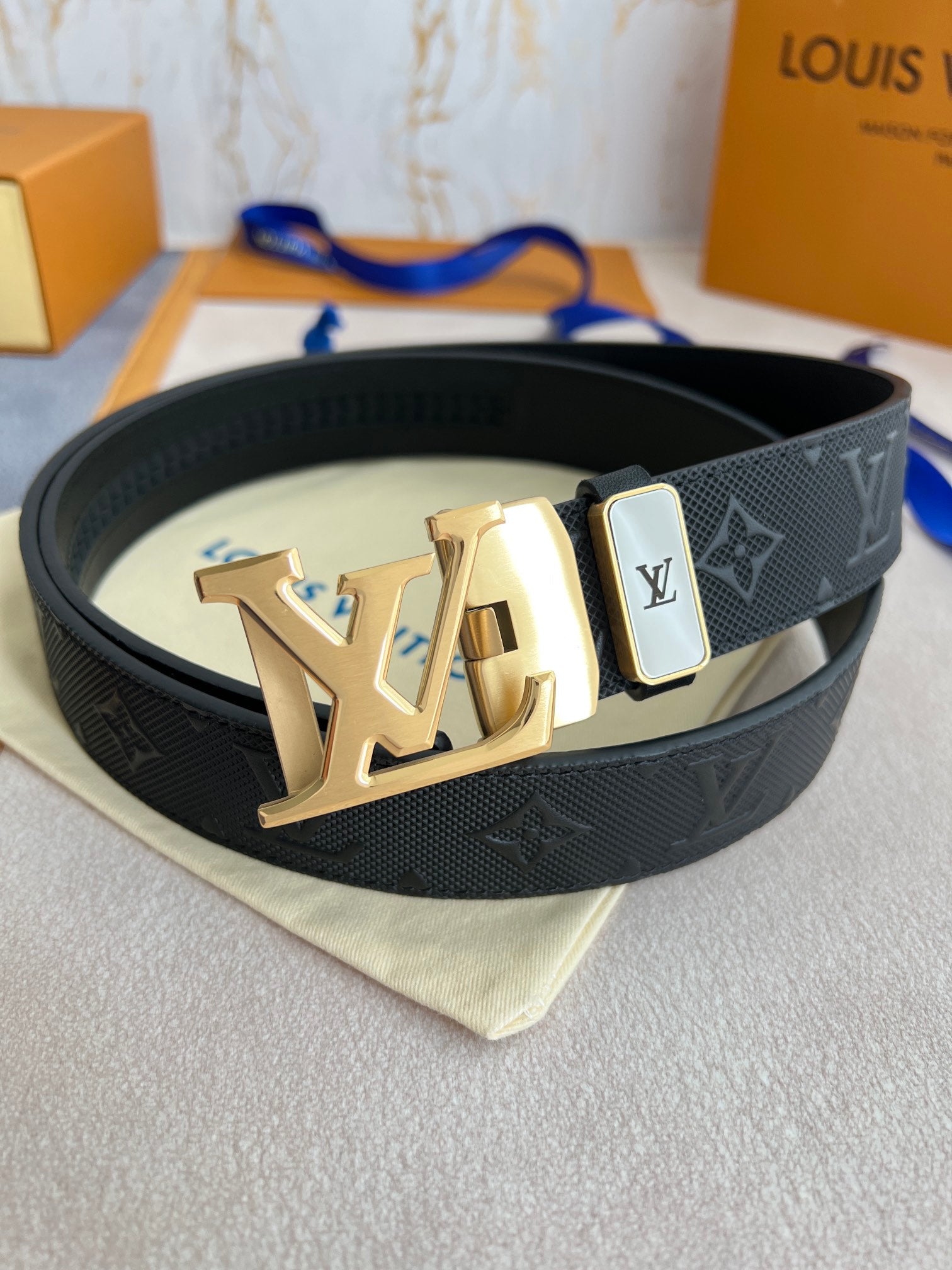 China Replica LV Belts 56usd Only