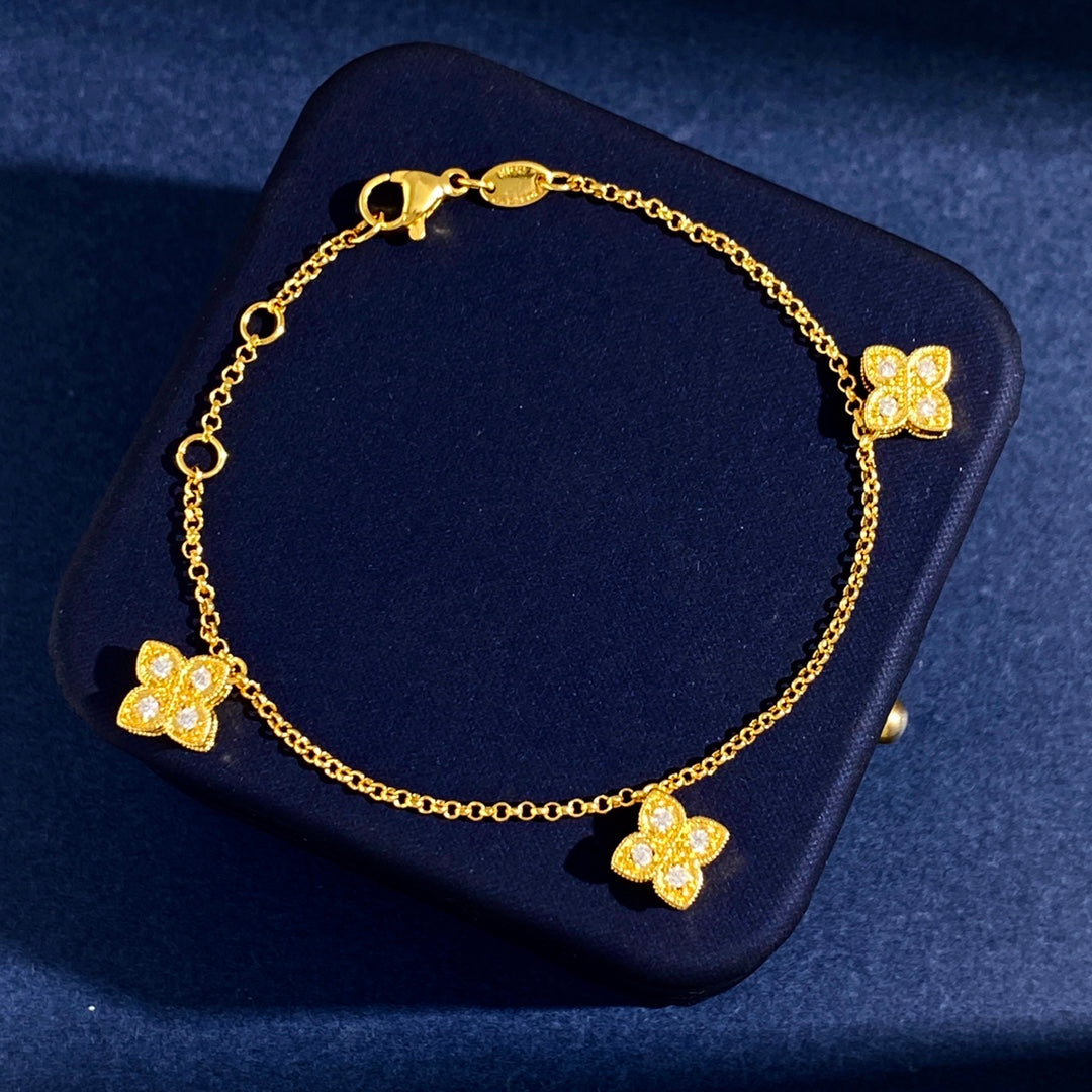 China Replica Van Cleef Arpels Bracelets 25usd Only