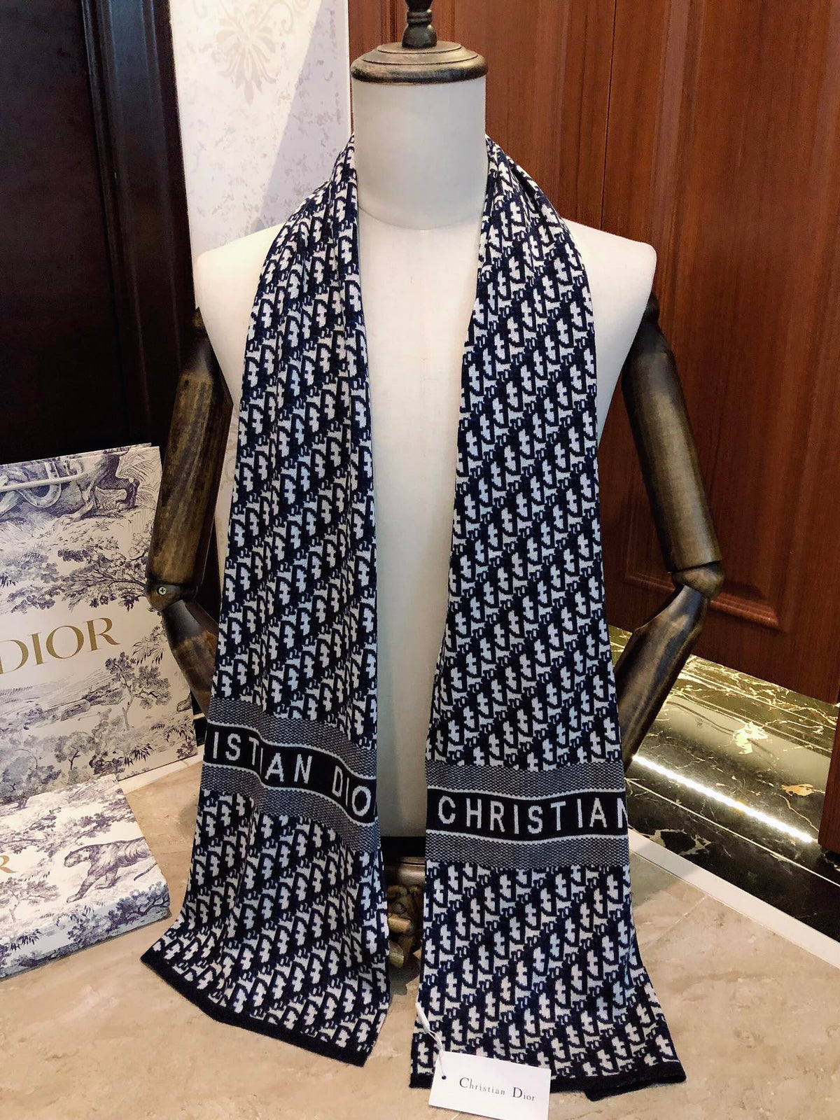 China Replica Dior Scarf 20usd Only