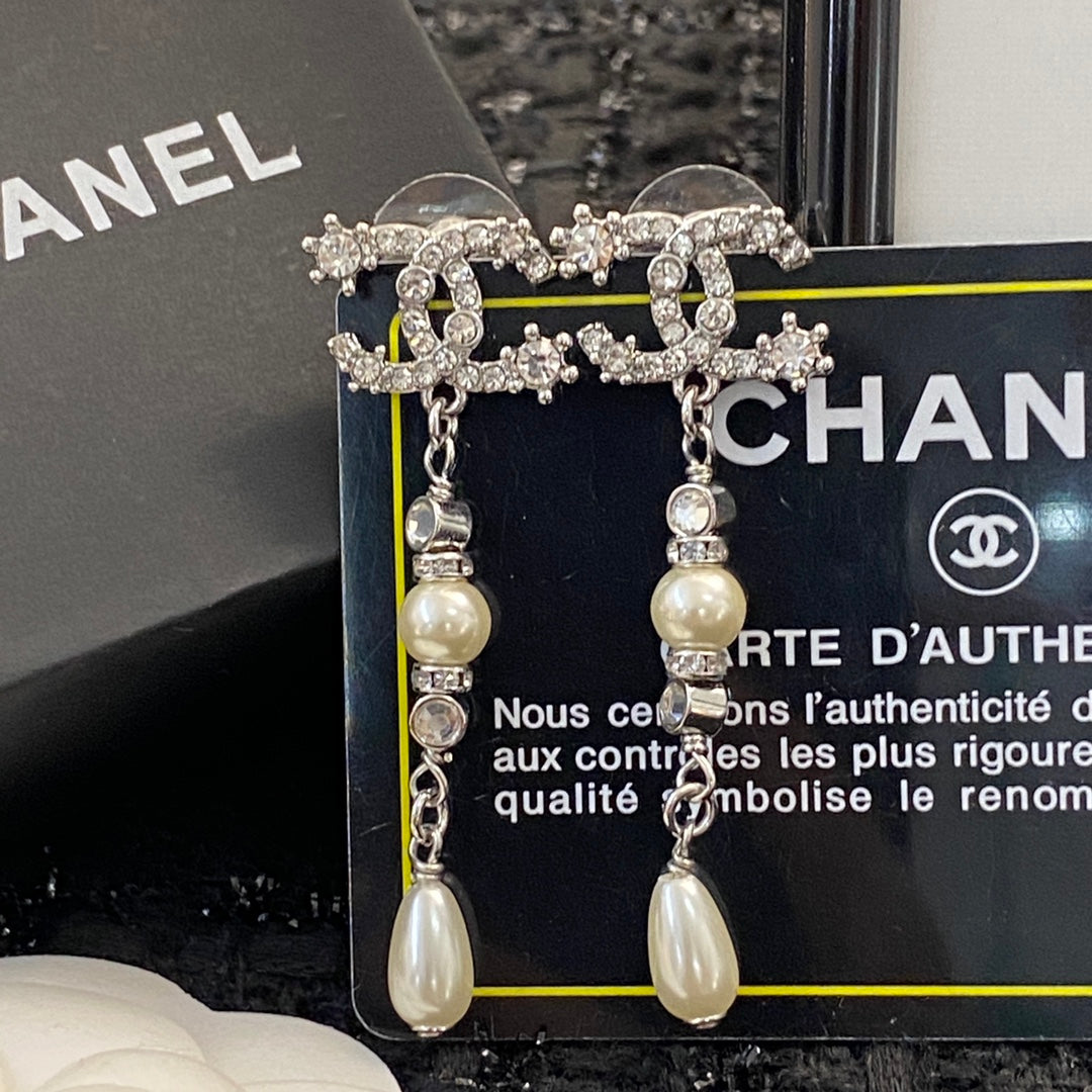 China Replica Chanel Earrings 28usd Only