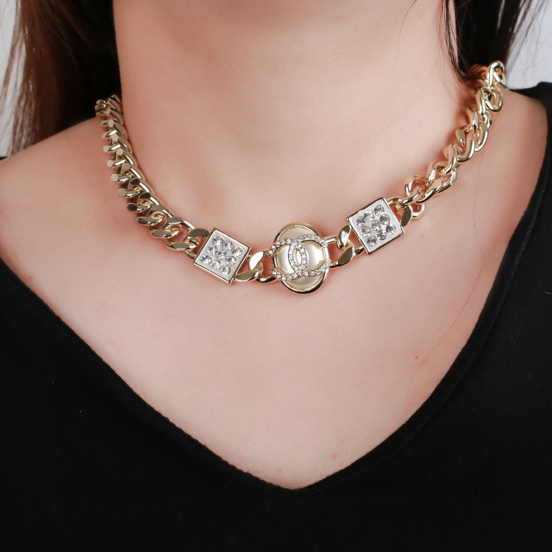 China Replica Chanel Necklaces 39usd Only