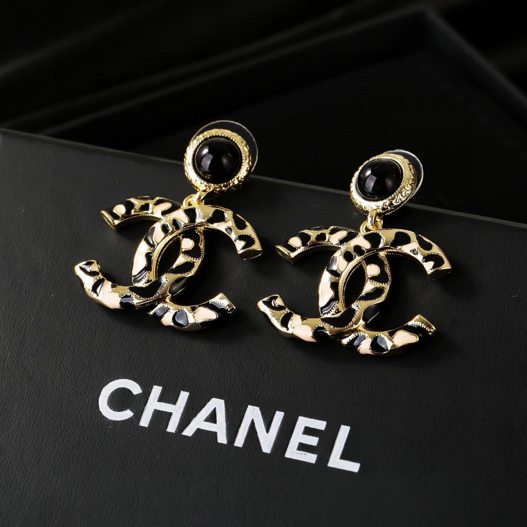 China Replica Chanel Earrings 30usd Only