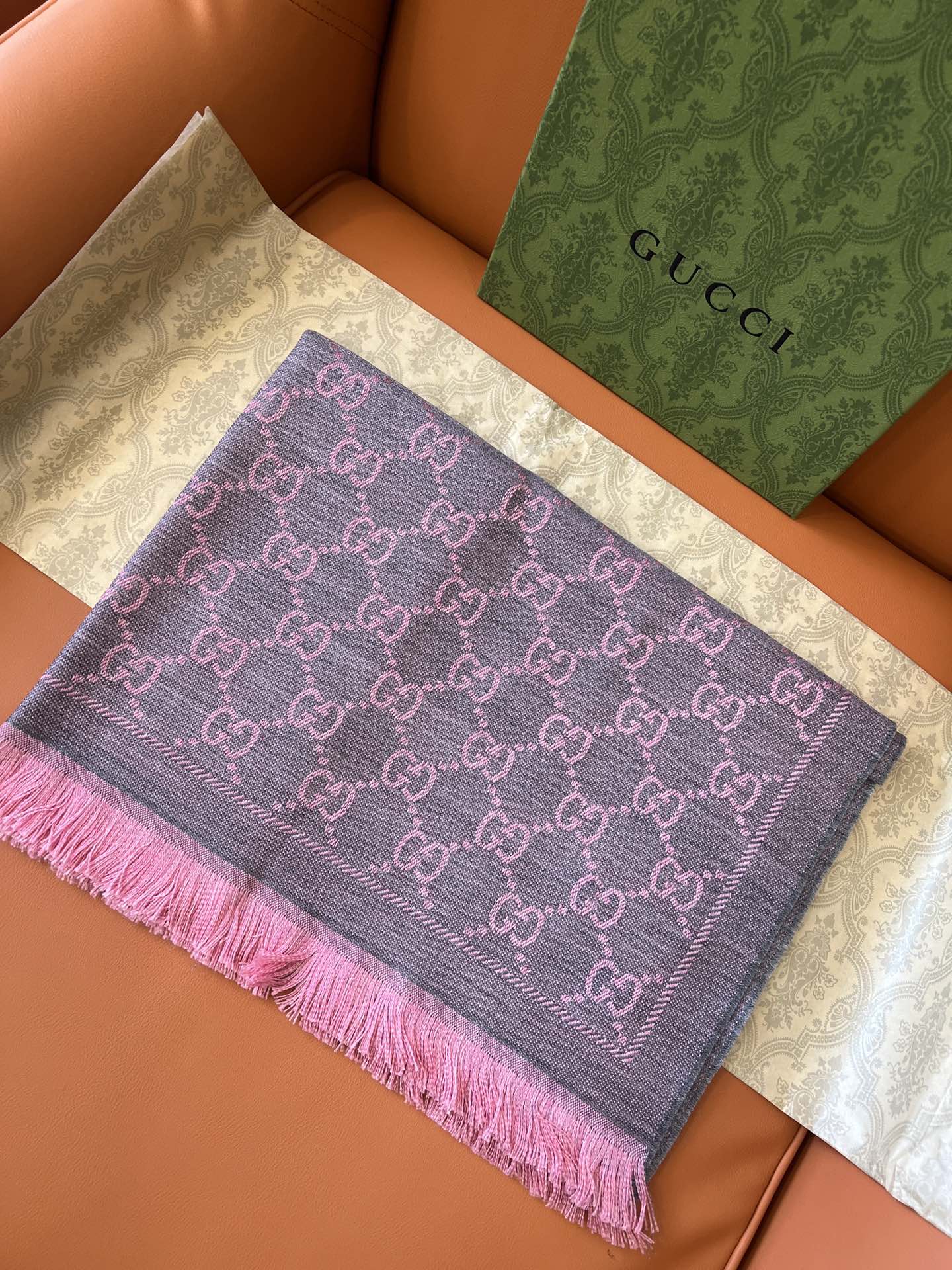 China Replica Gucci Scarf 136usd Only