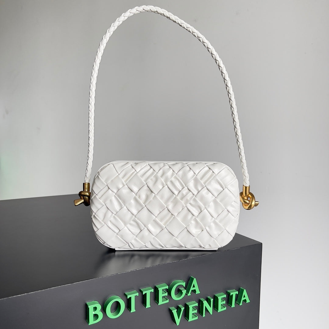 China Replica Chanel Handbags 135usd Only