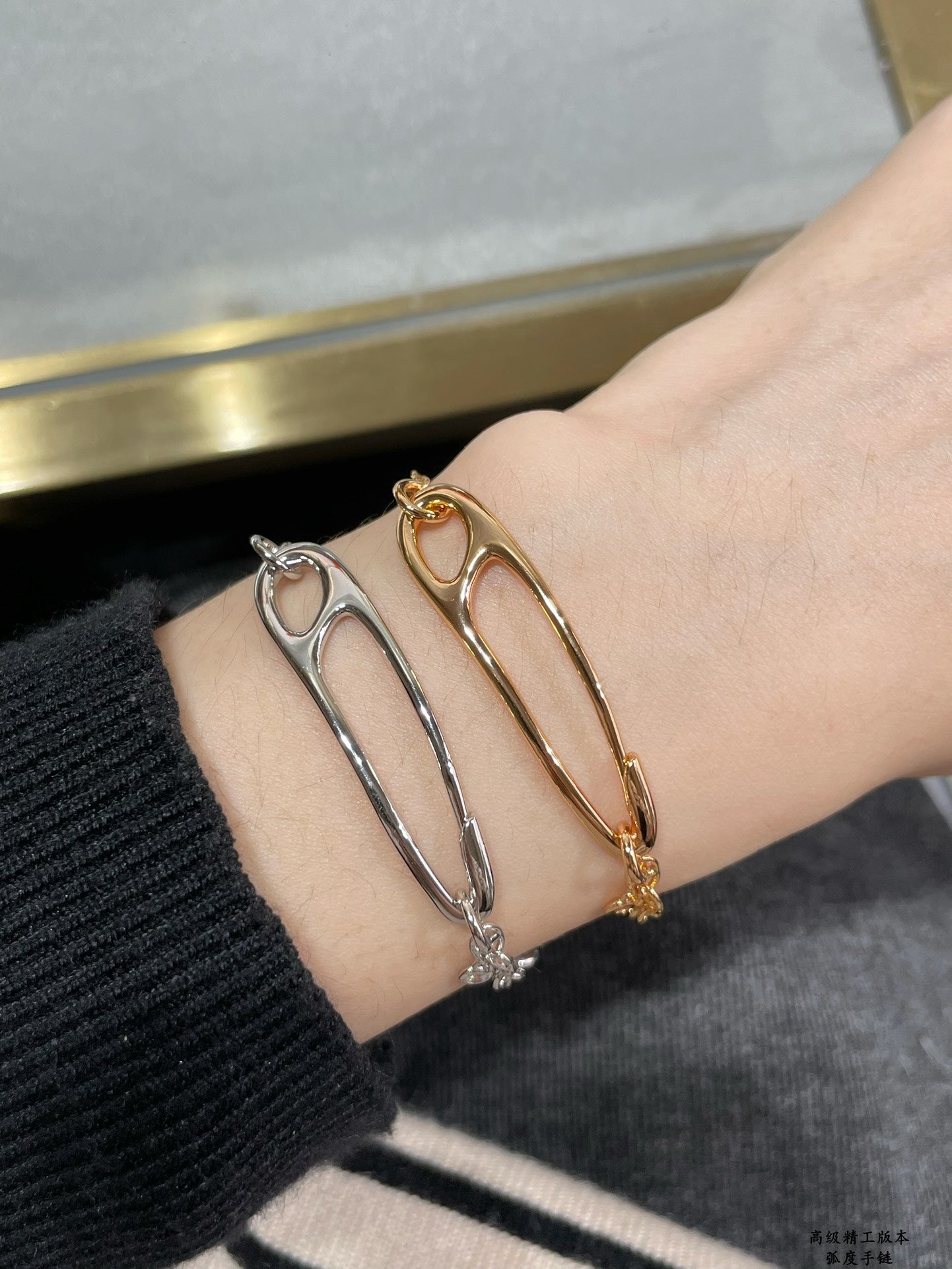 China Replica Hermes Bracelets 48usd Only