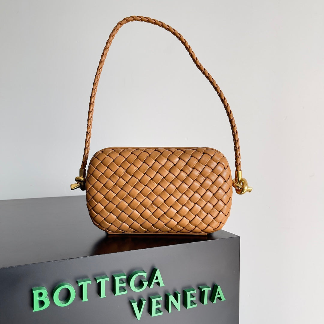 China Replica Chanel Handbags 135usd Only