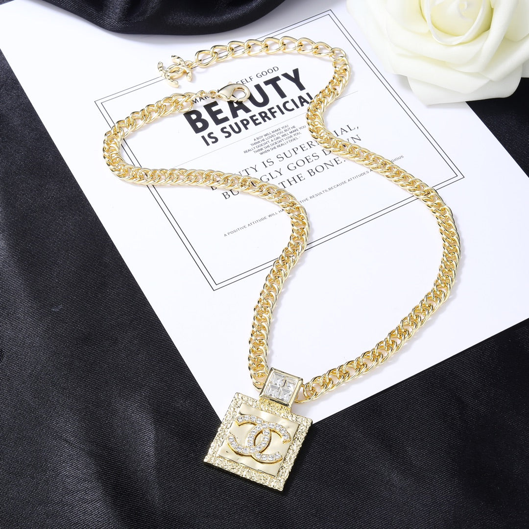 China Replica Chanel Necklaces 36usd Only
