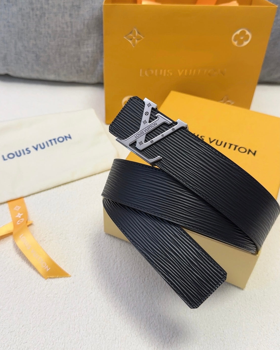 China Replica LV Belts 49usd Only