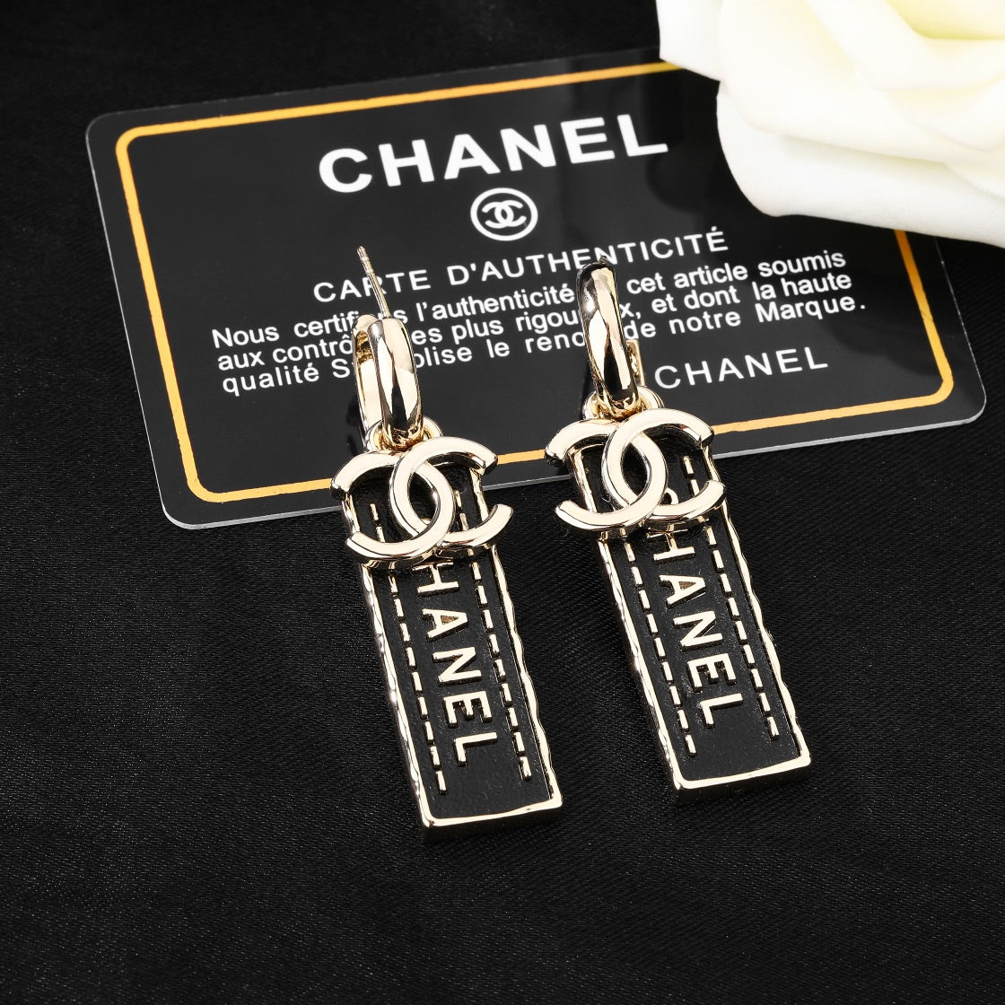 China Replica Chanel Earrings 32usd Only