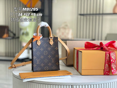 China Replica LV Handbags 195usd Only