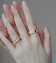 China Replica Van Cleef Arpels Rings 25usd Only