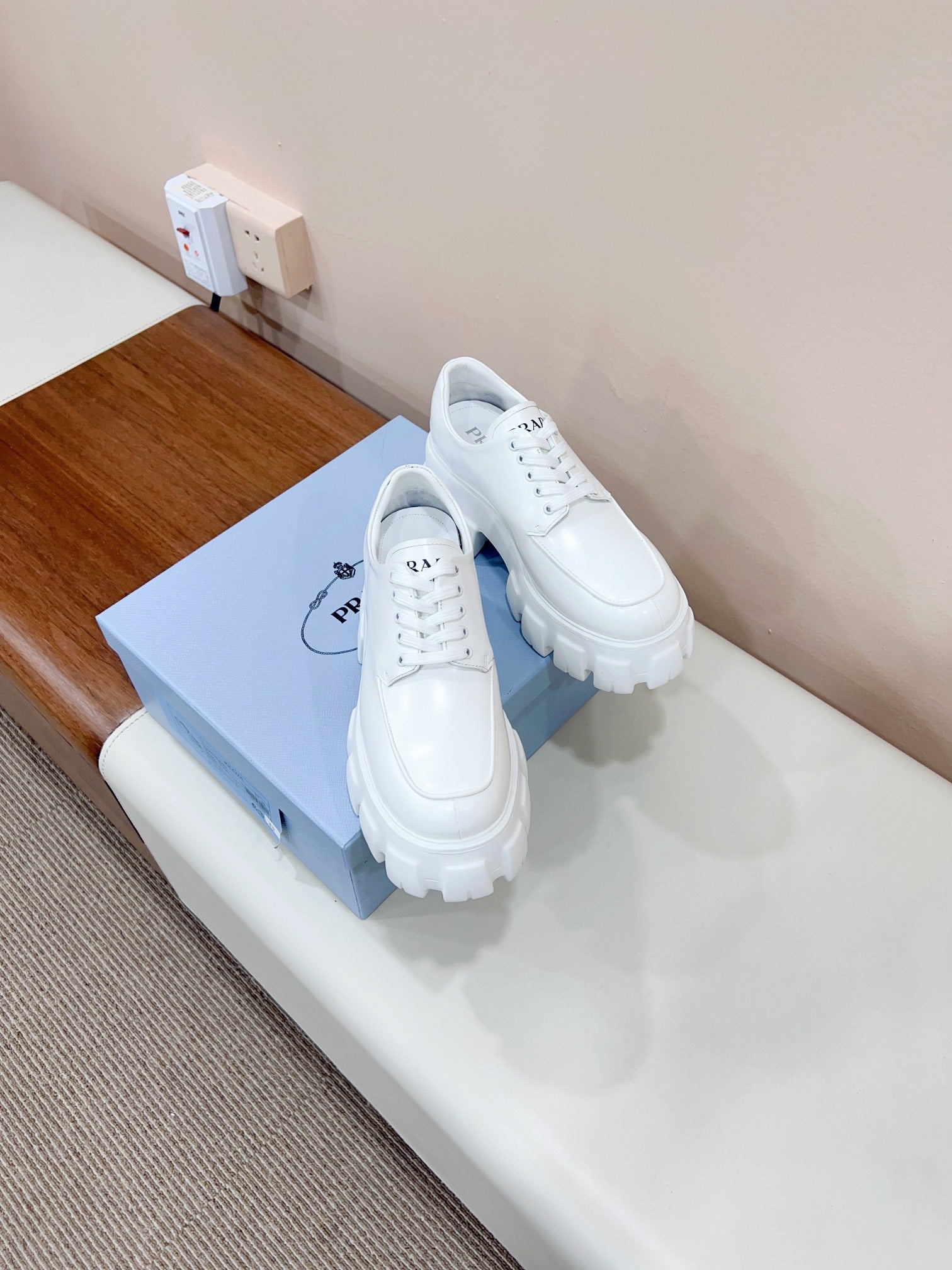 China Replica Prada Women Shoes 91usd Only