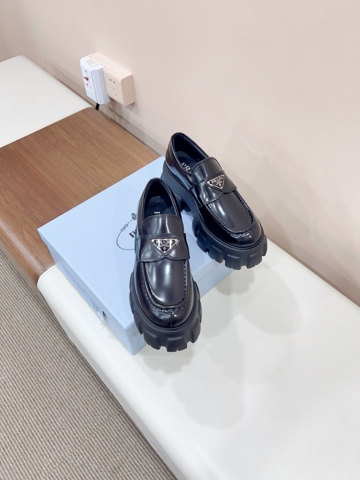 China Replica Prada Women Shoes 91usd Only