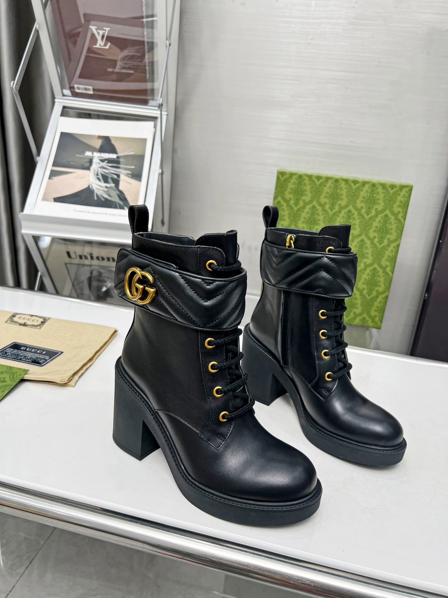 China Replica Gucci Women Shoes 105usd Only