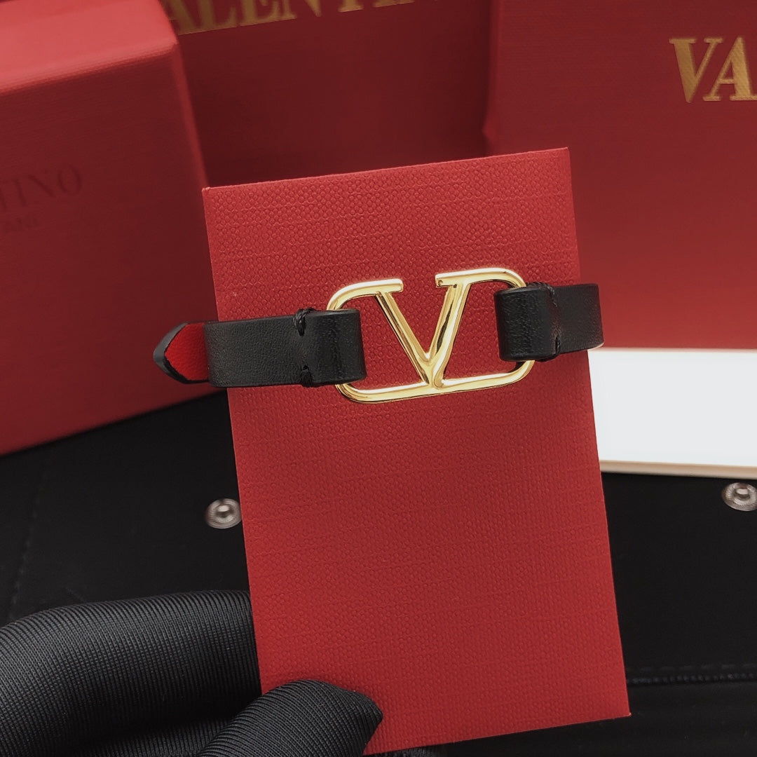 China Replica Valentino Bracelets 25usd Only