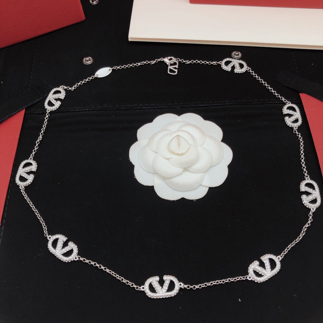 China Replica Valentino Necklaces 51usd Only