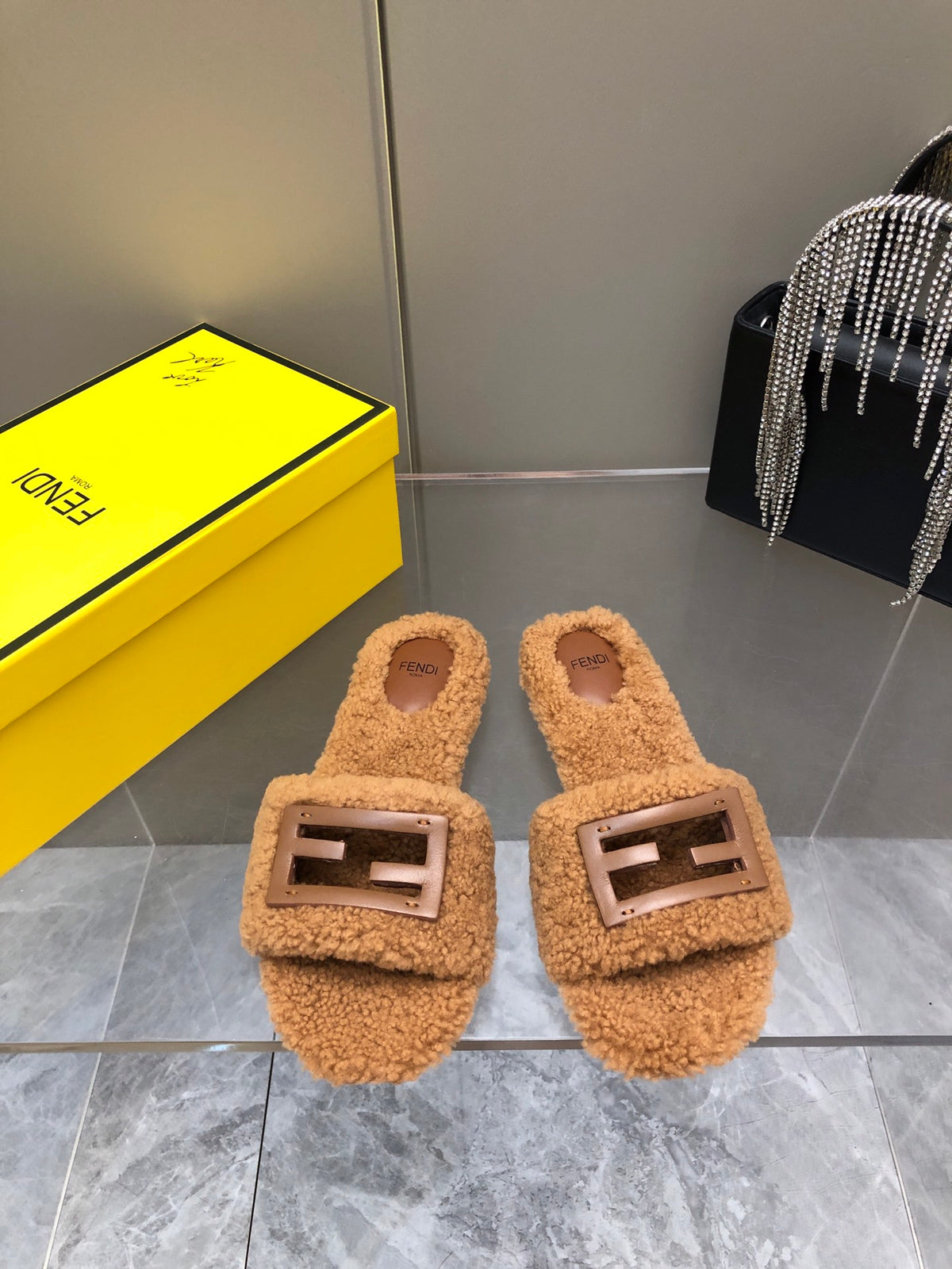 China Replica Fendi Women Shoes 84usd Only