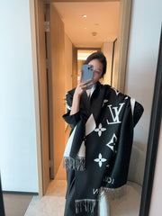 China Replica LV Scarf 16usd Only