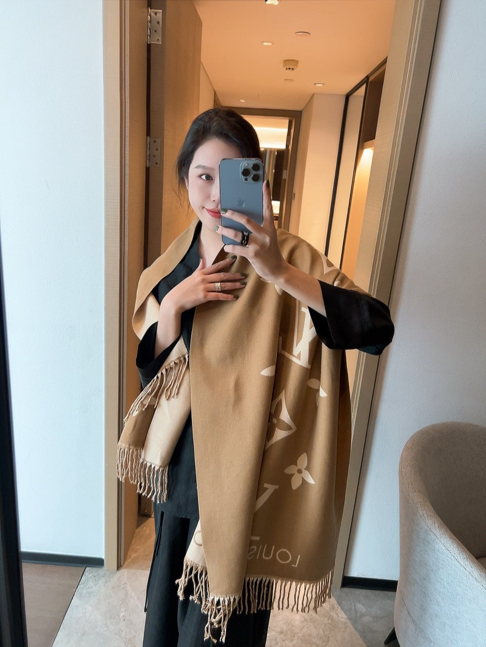 China Replica LV Scarf 16usd Only