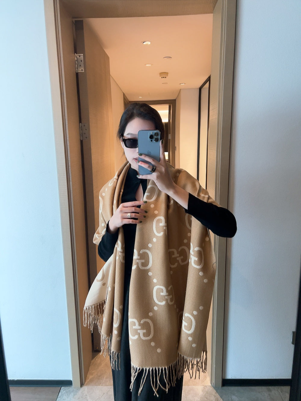 China Replica Gucci Scarf 16usd Only