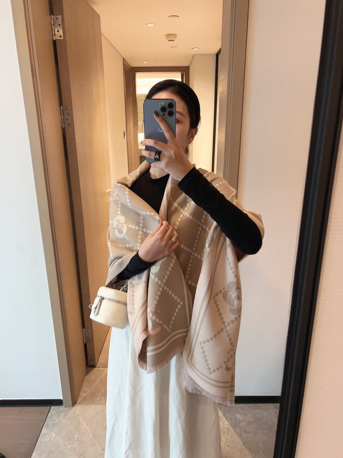 China Replica Chanel Scarf 13usd Only