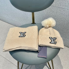 China Replica LV Scarf 62usd Only
