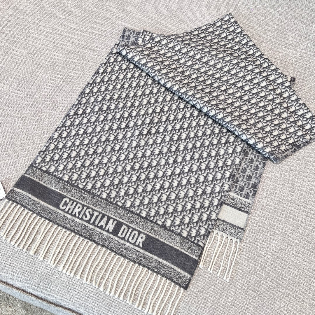 China Replica Dior Scarf 180usd Only