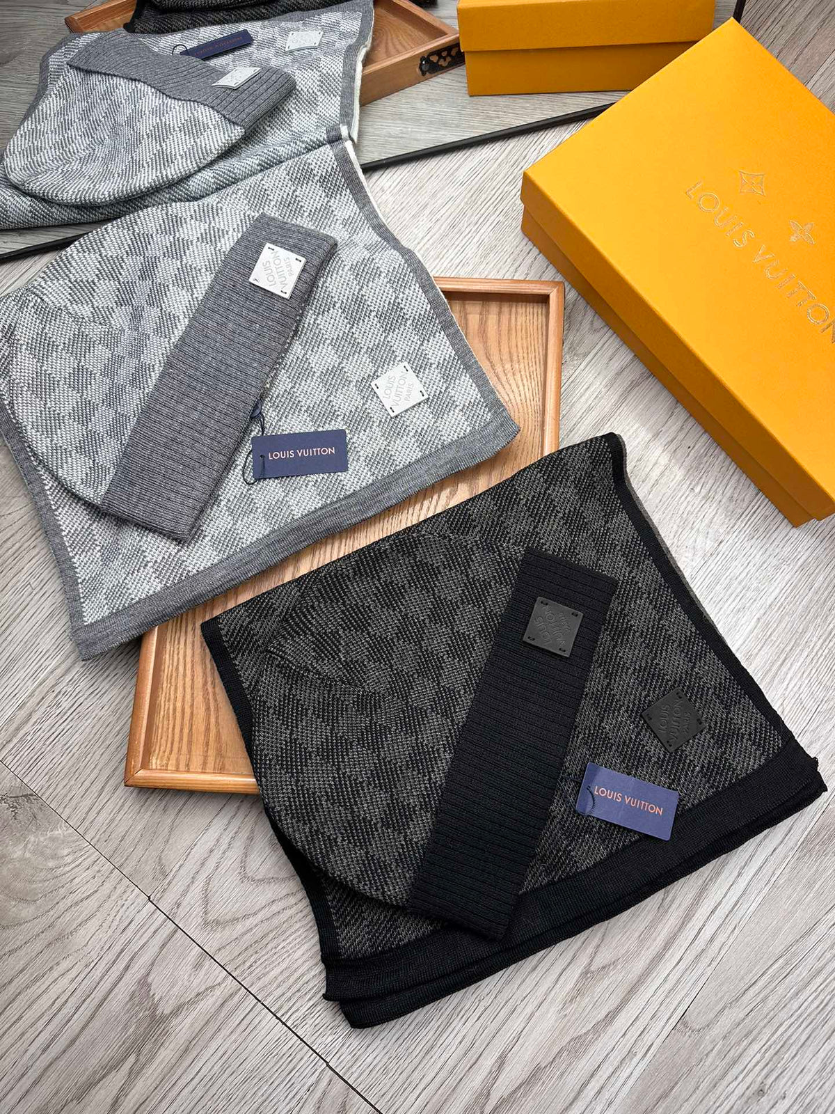 China Replica LV Scarf 46usd Only
