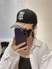 China Replica Burberry Hats 22usd Only
