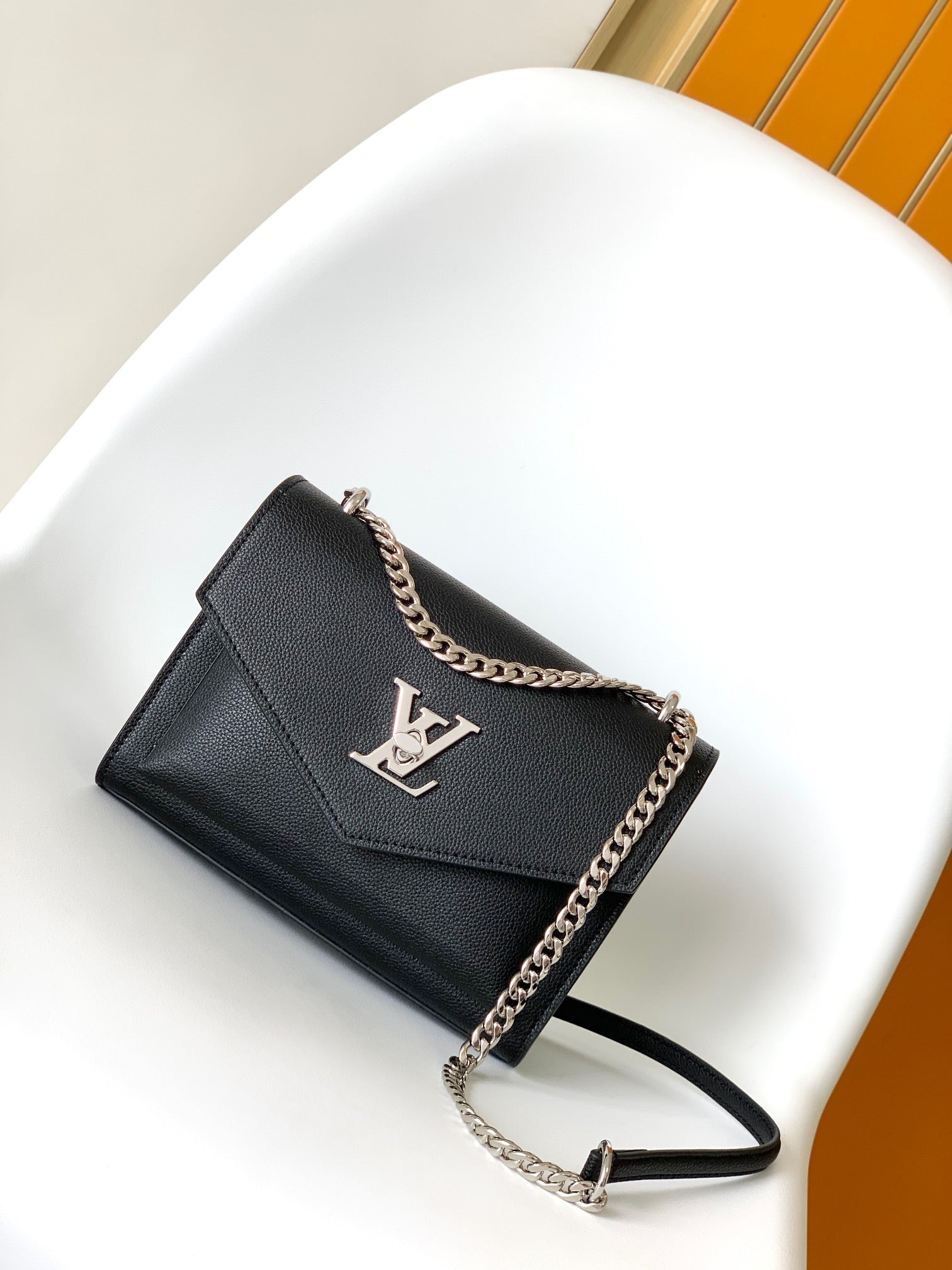 China Replica LV Handbags 180usd Only