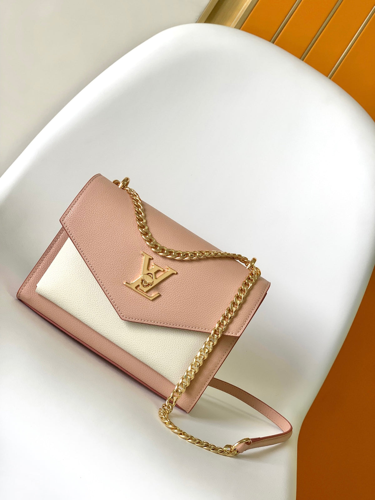 China Replica LV Handbags 180usd Only