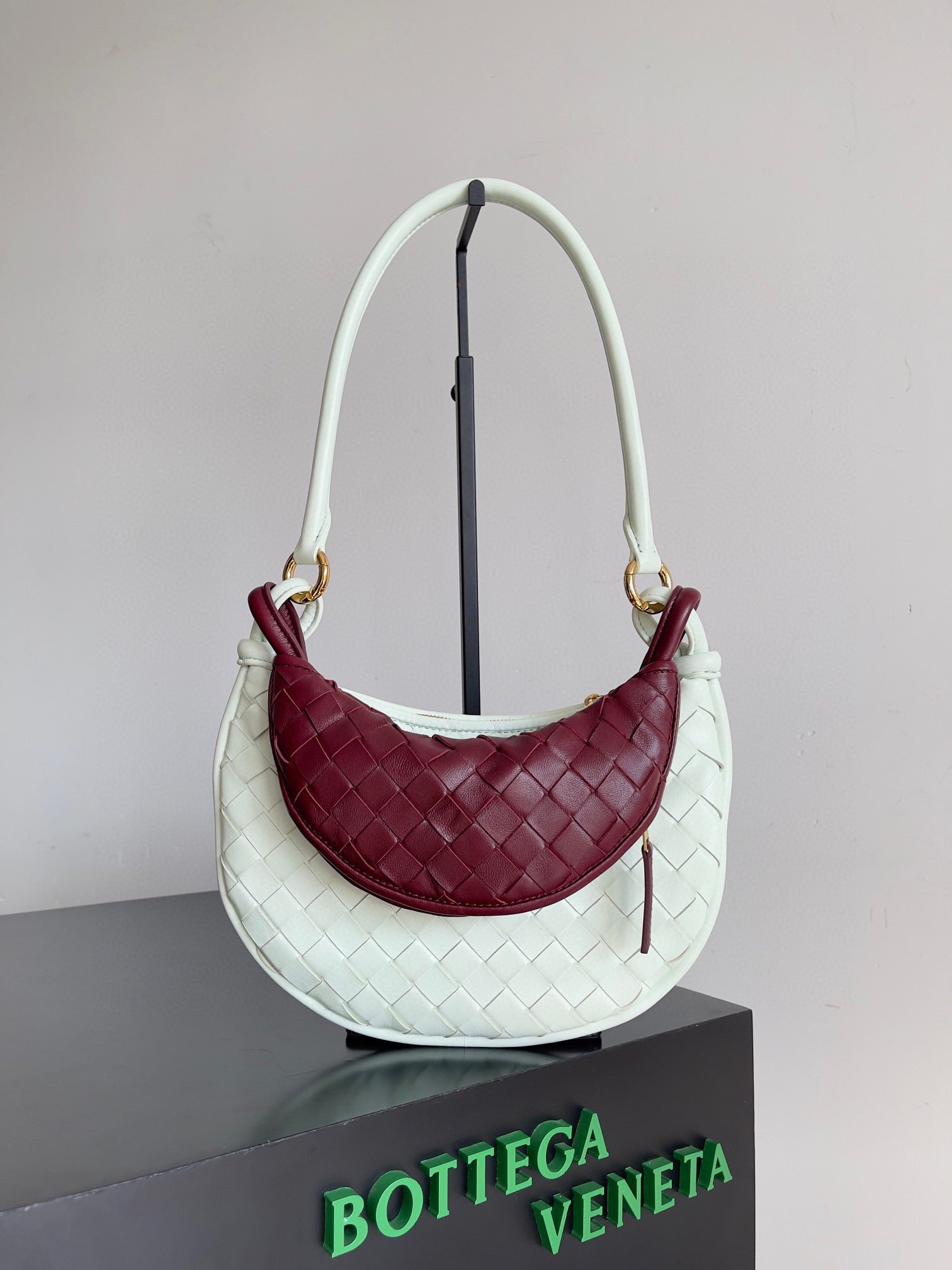 China Replica Chanel Handbags 144usd Only