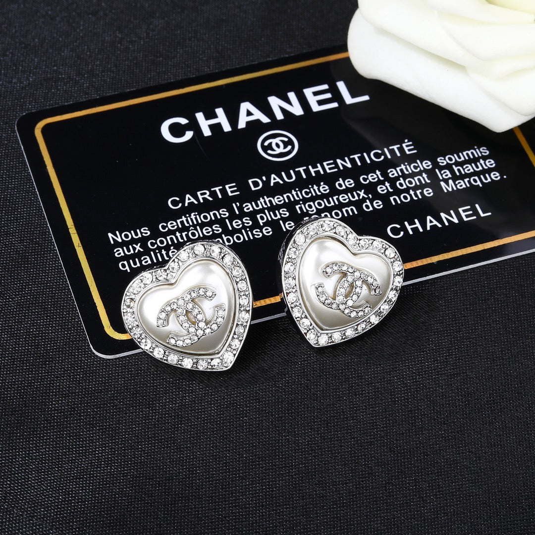 China Replica Chanel Earrings 28usd Only