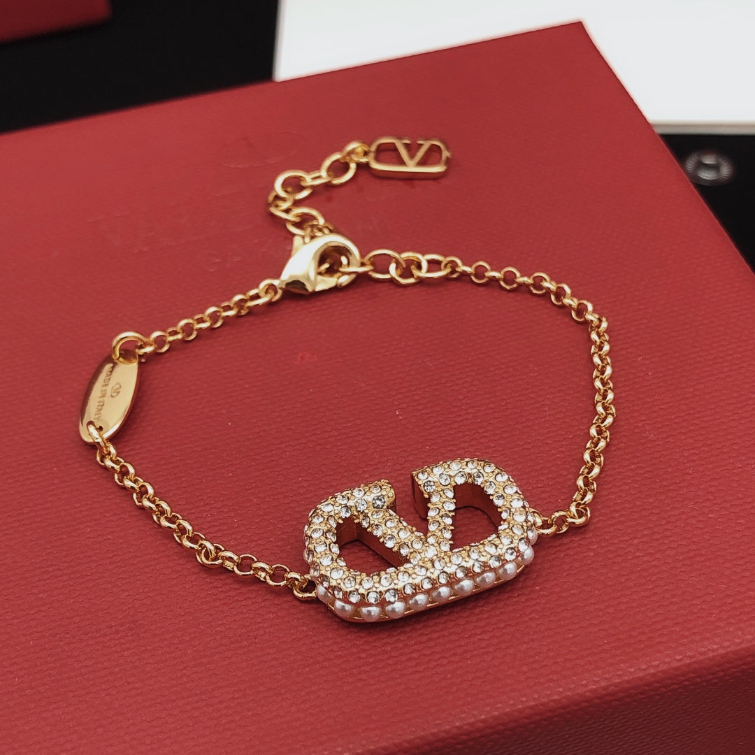 China Replica Valentino Necklaces usd Only
