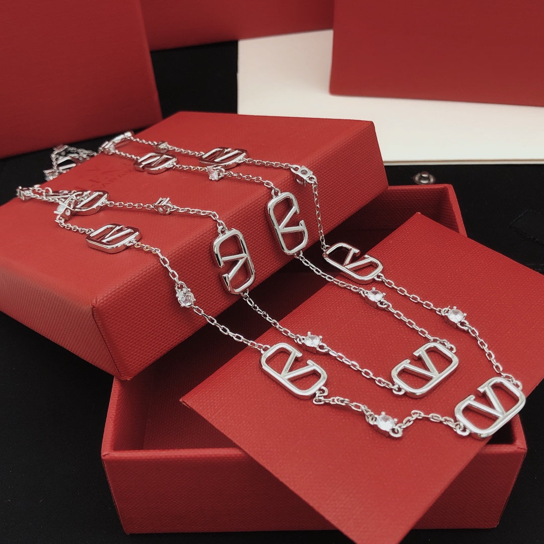 China Replica Valentino Necklaces 54usd Only