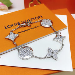 China Replica LV Bracelets 32usd Only