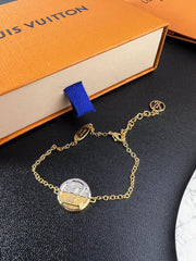 China Replica LV Bracelets 32usd Only