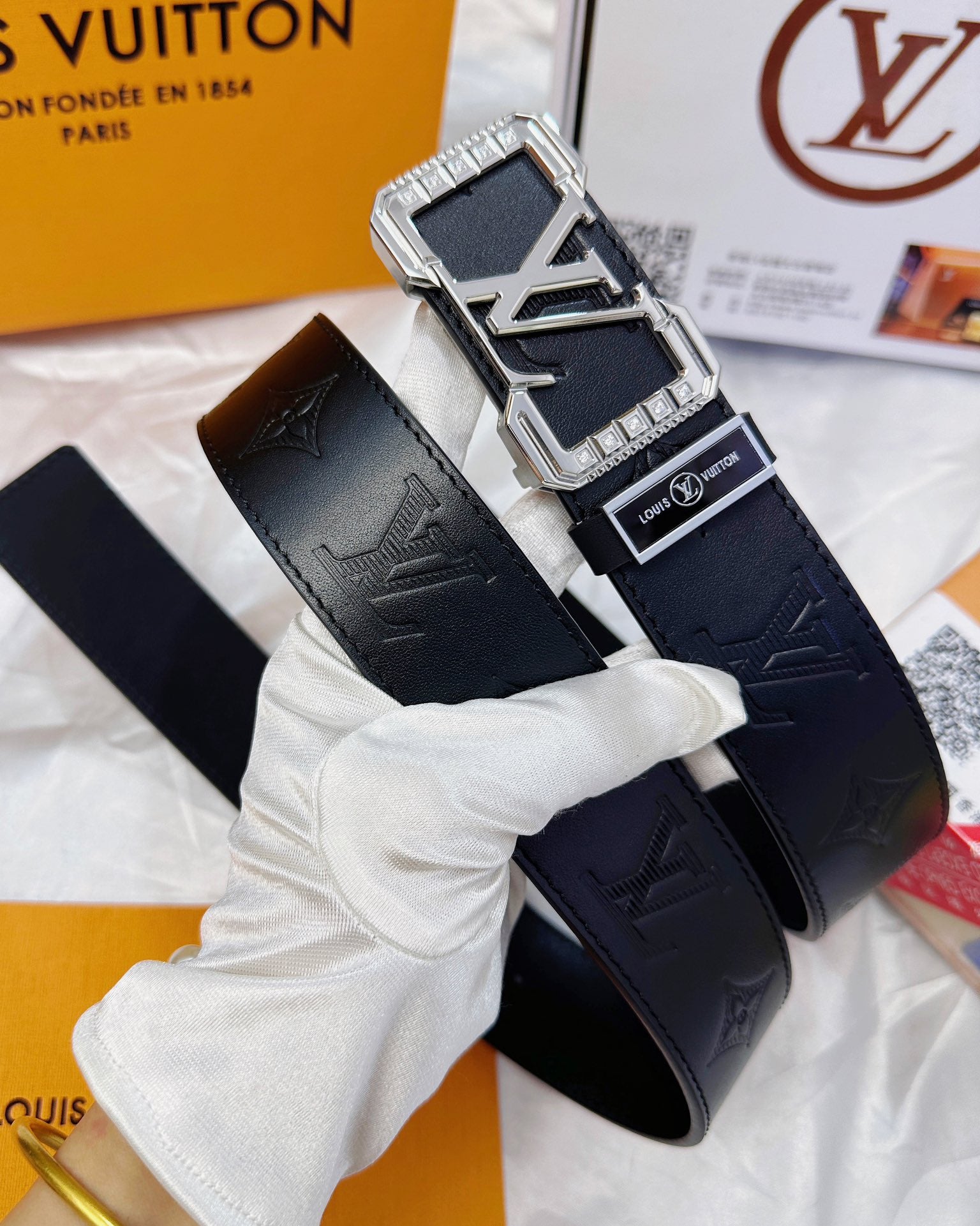 China Replica LV Belts 70usd Only