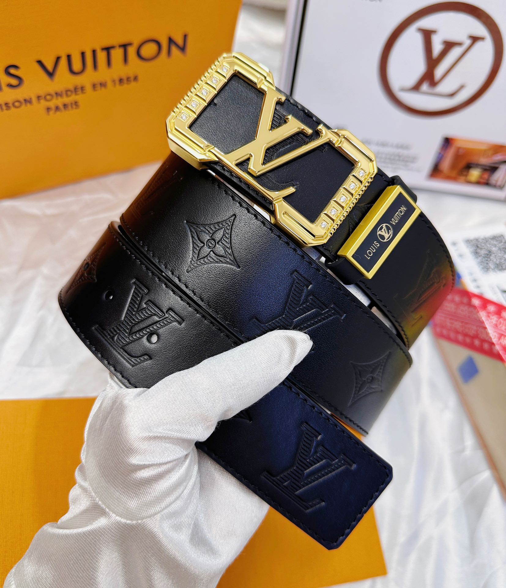 China Replica LV Belts 70usd Only