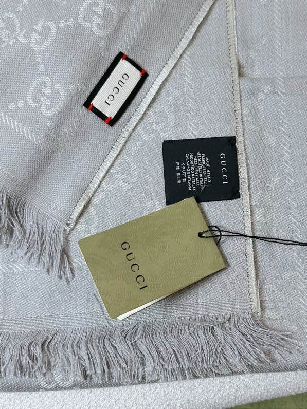 China Replica Gucci Scarf 38usd Only