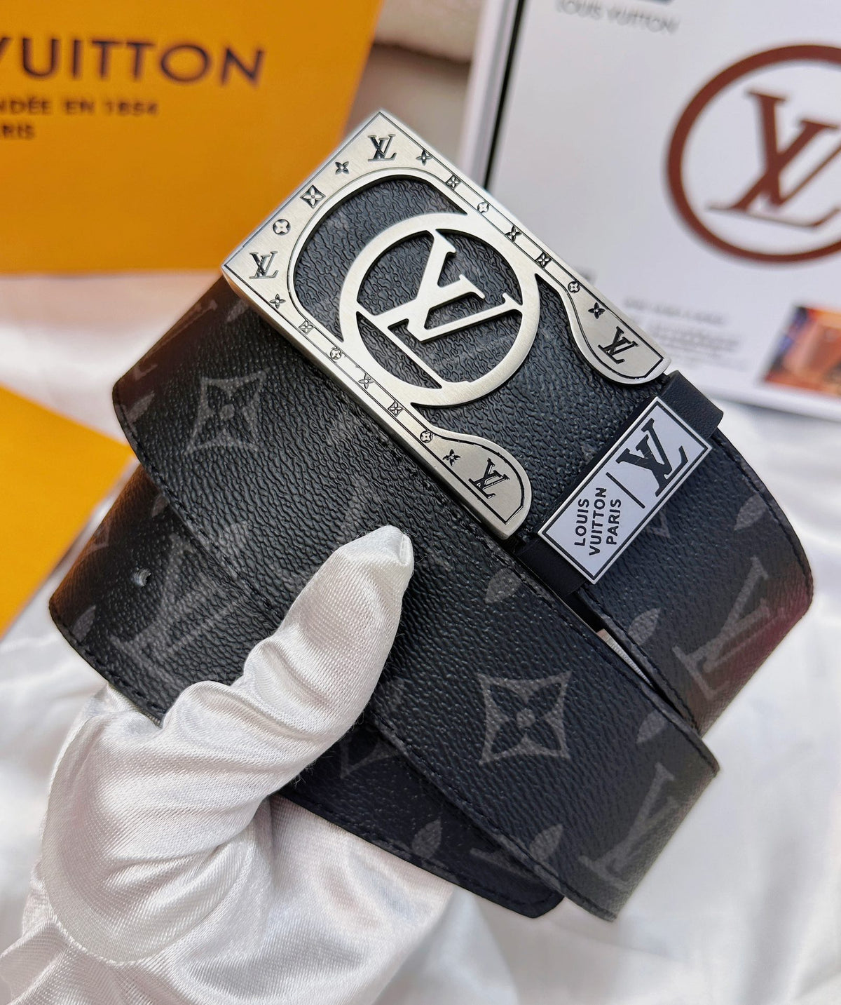 China Replica LV Belts 49usd Only