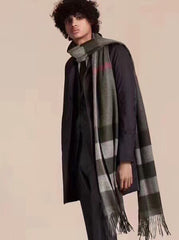 China Replica Burberry Scarf 28usd Only