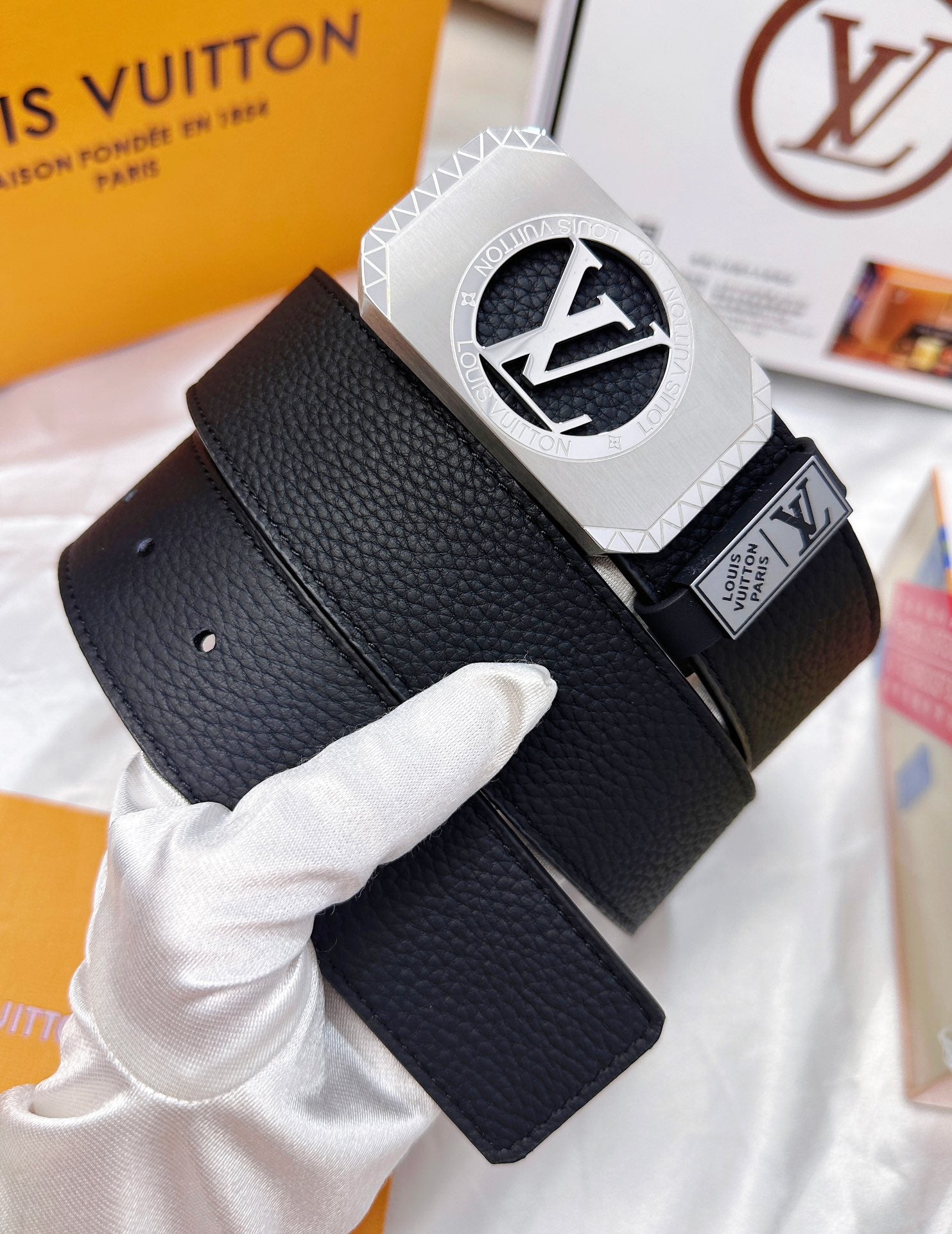 China Replica LV Belts 56usd Only